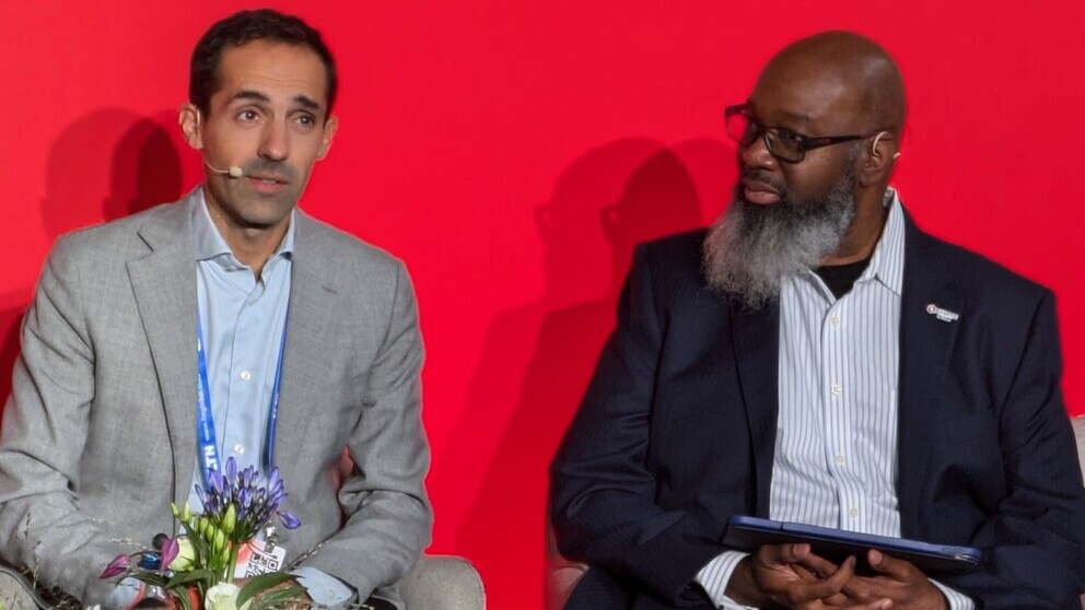 d2confairegulationappixxxx_18114.copy.jpg2